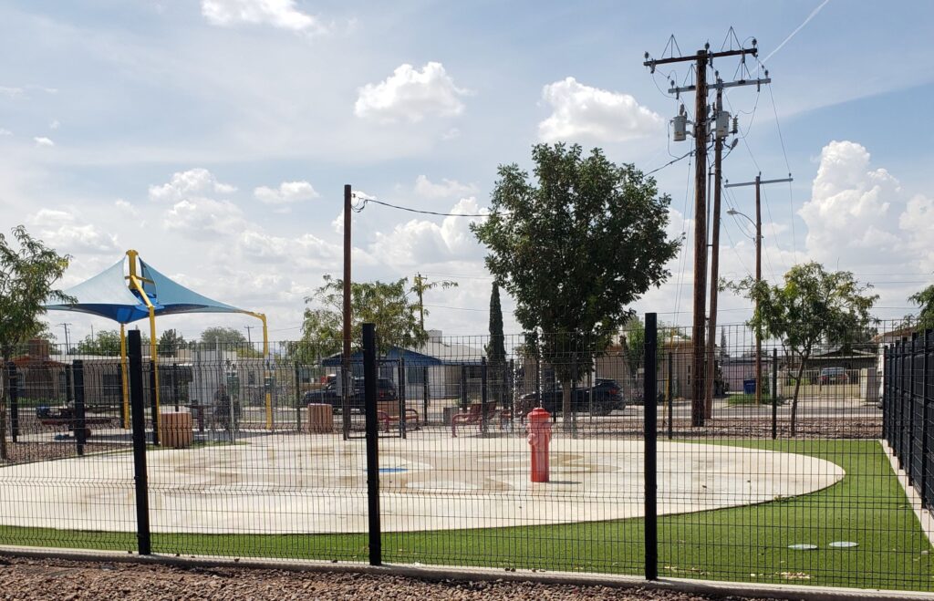 Spray park for dogs at Pavo Real